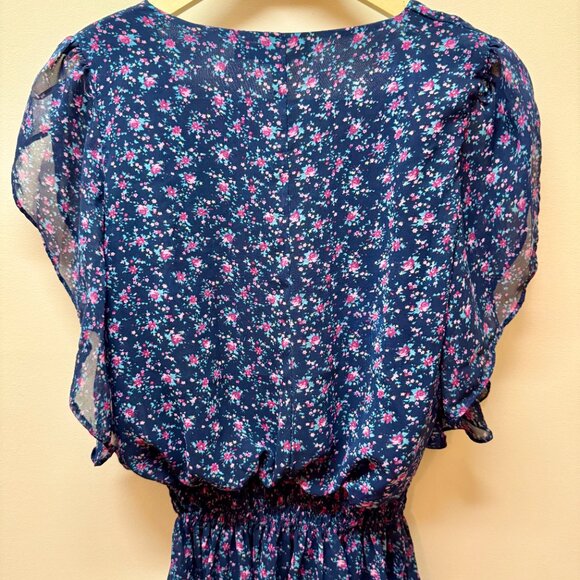 Forever 21 blue floral top - Picture 3 of 4